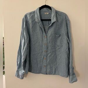 Faherty brand denim/linen pinstriped button-up shirt women’s size large